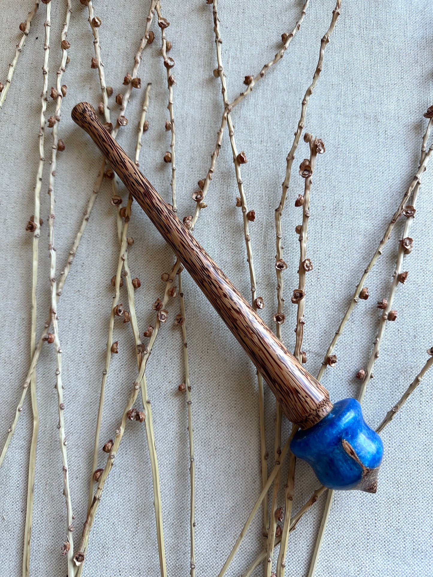 Red Palm with Blue Resin Support Spindle