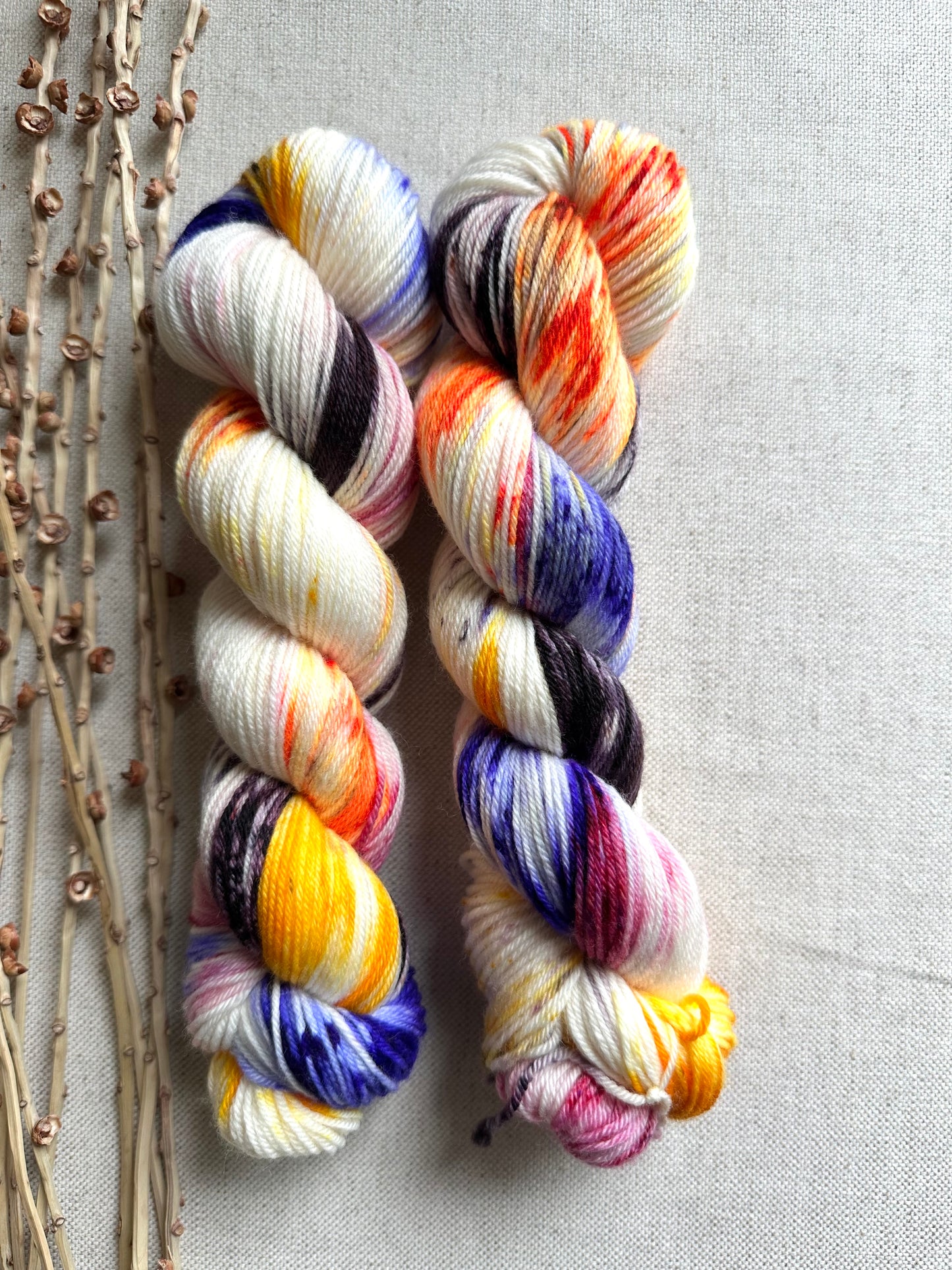 Mini Skirts SW Merino Nylon 50g Skein