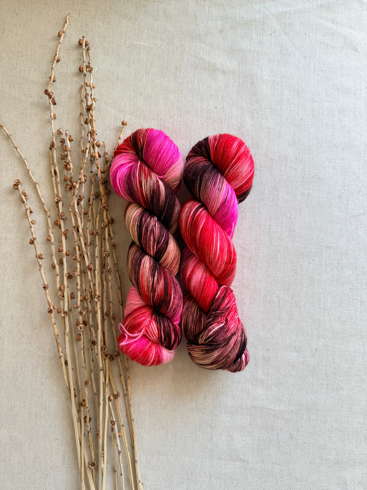 Dancing Pink Elephants - Sturdy Sock 100g