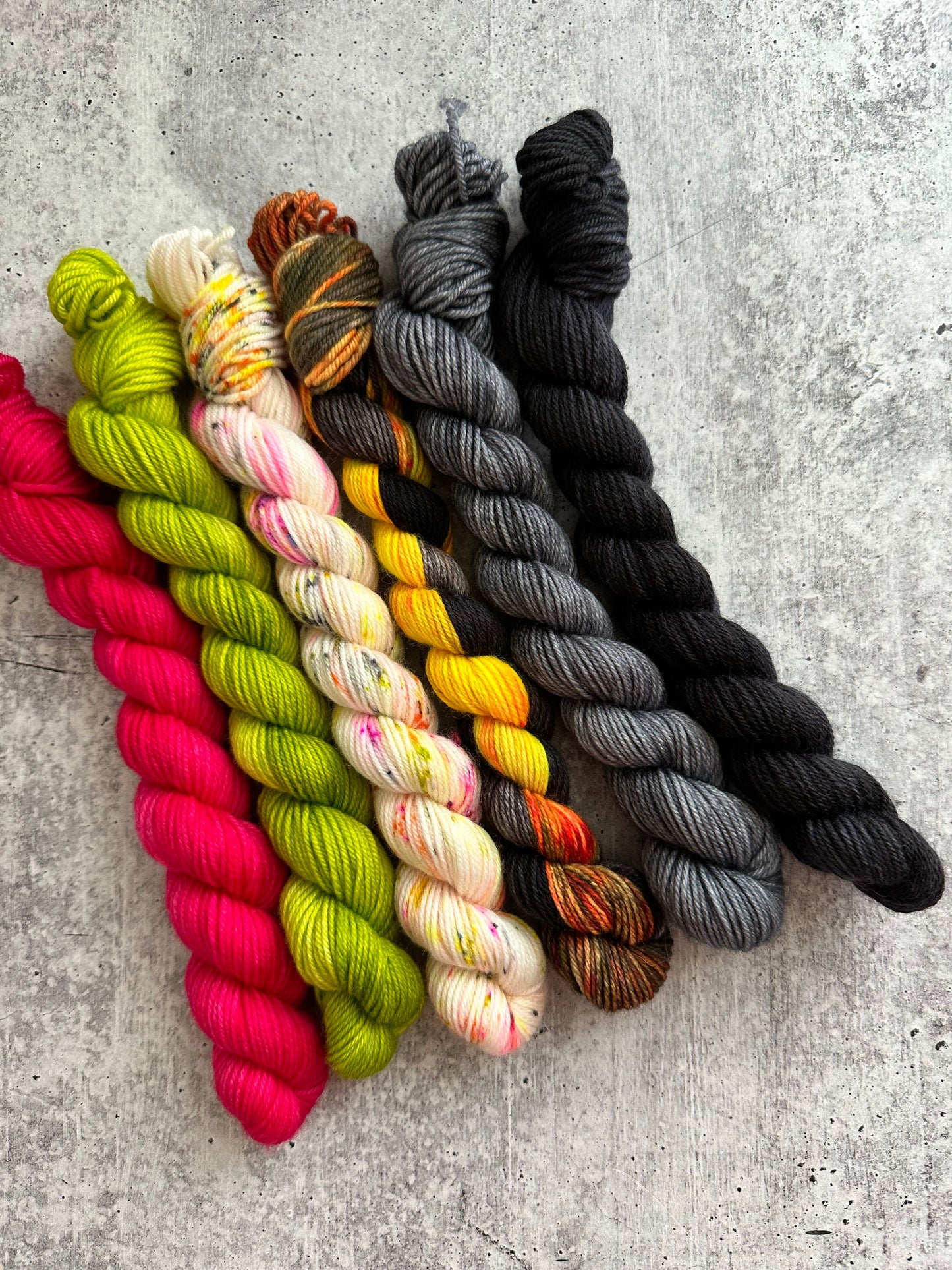 Skull Candy - SW Merino Nylon Mini Skein Set