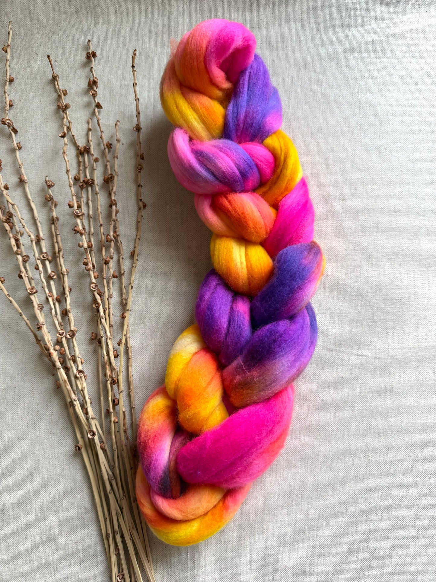 Neon Fusion Cormo Top Spinning Fiber