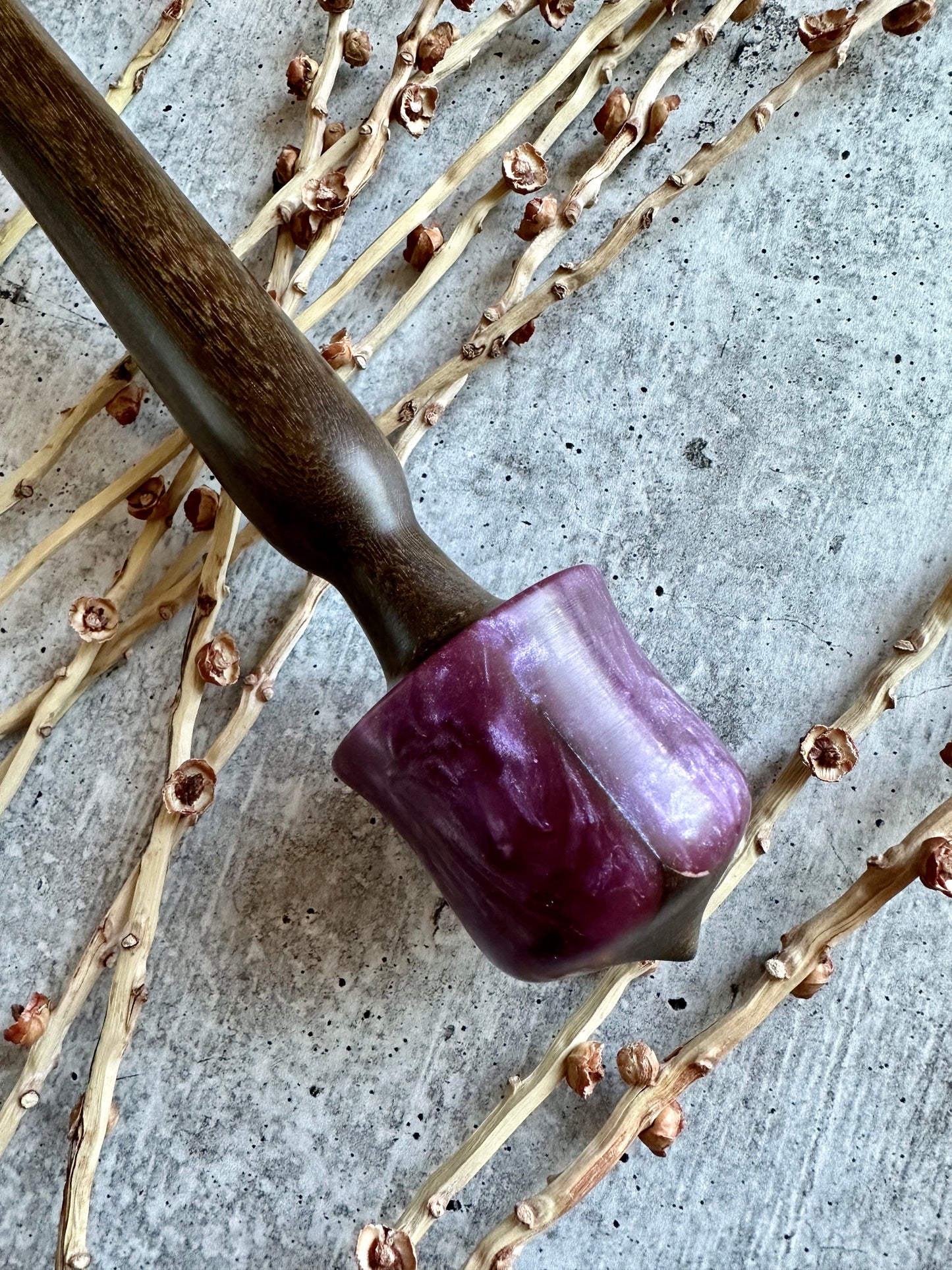 Pau Santa Support Spindle With Purple Resin