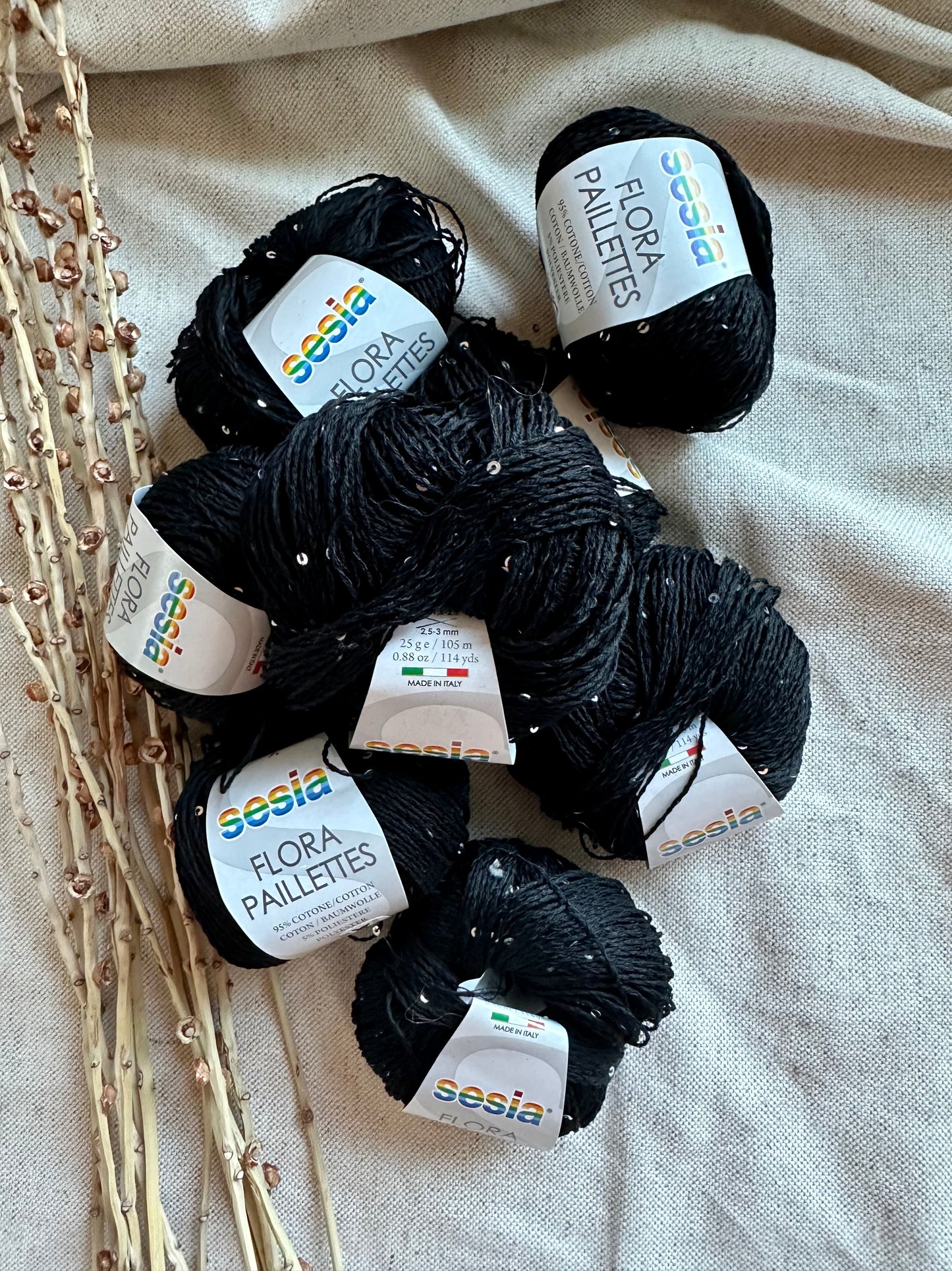 Sesia Flora Palettes Black Sequins