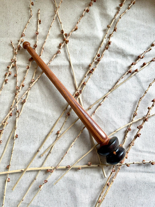 Ebiara Support Spindle With Brown Resin