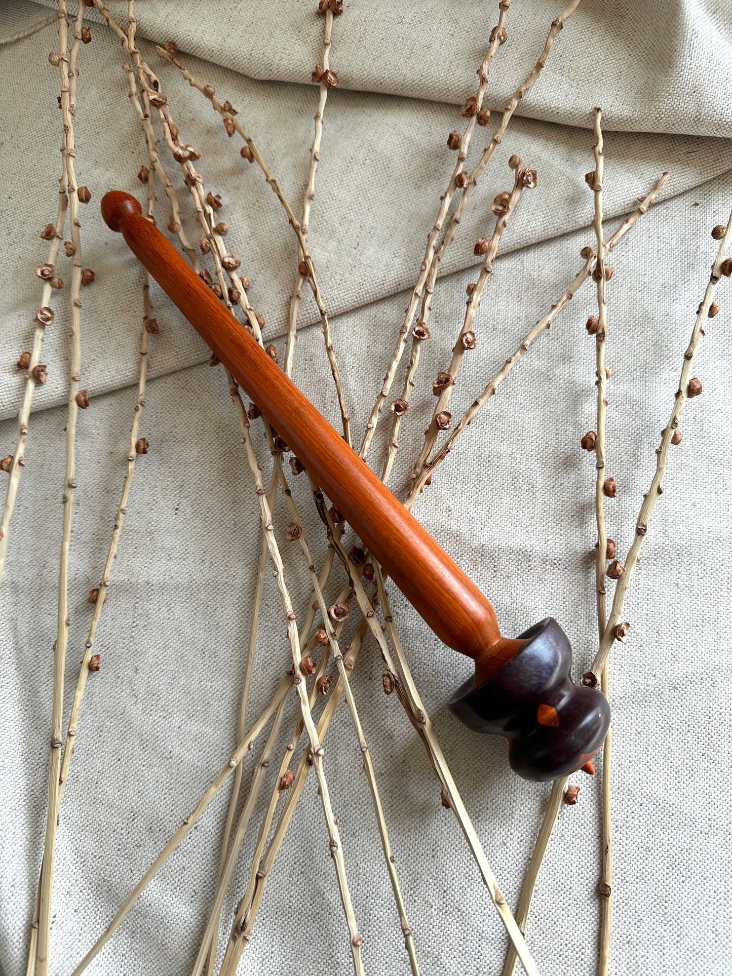 Acacia Support Spindle With Aubergine Resin