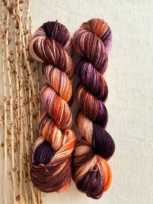 Black Cats Prowling & Pumpkins Glowing SW Merino Nylon 50g