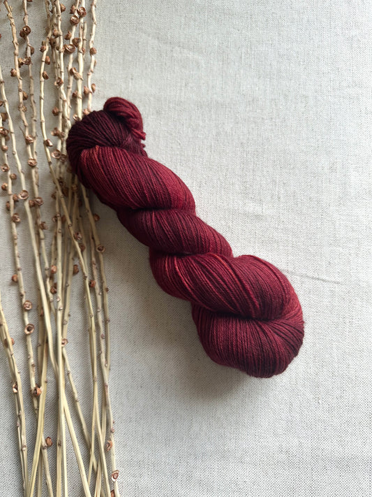 Antique Roses - Rusty SW Merino Nylon Yarn