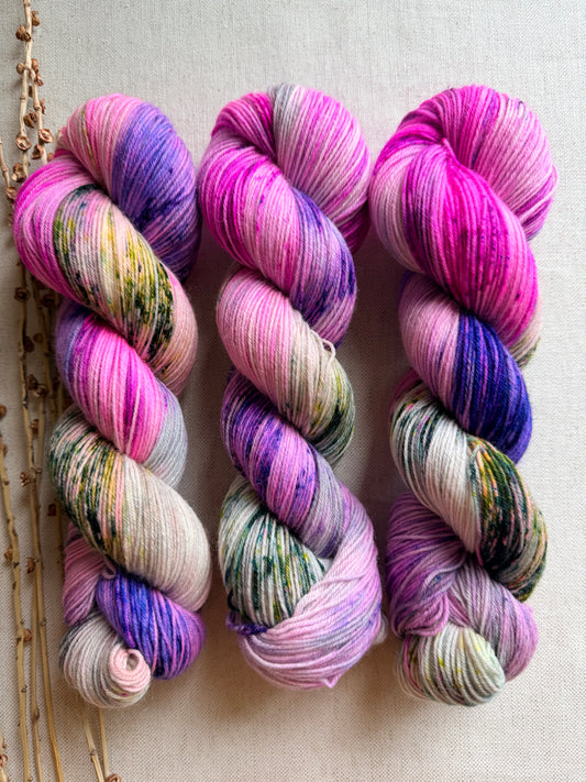 Sweet Pea Vines - SW Wool Recycled Nylon 100g