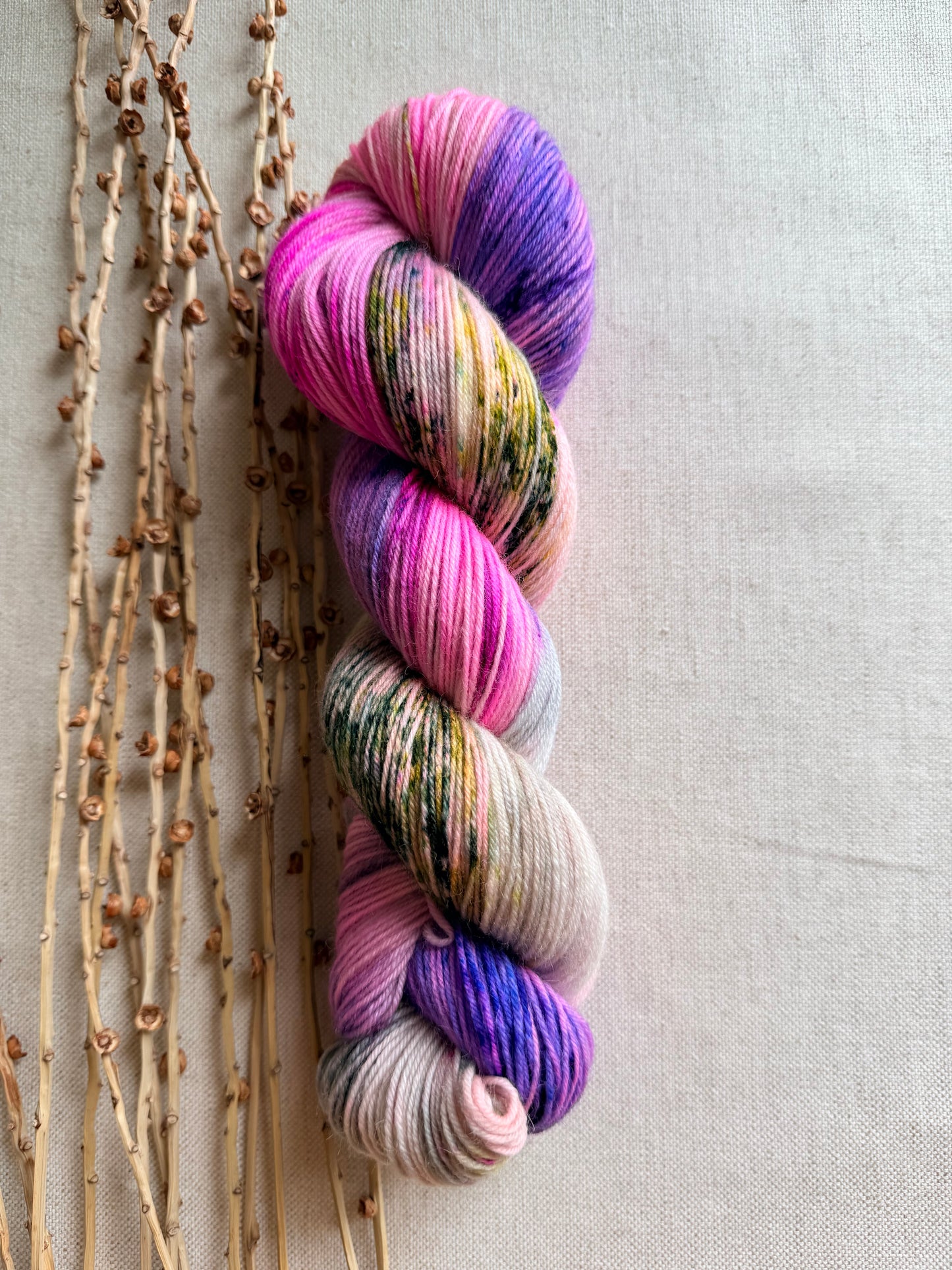 Sweet Pea Vines - SW Wool Recycled Nylon 100g