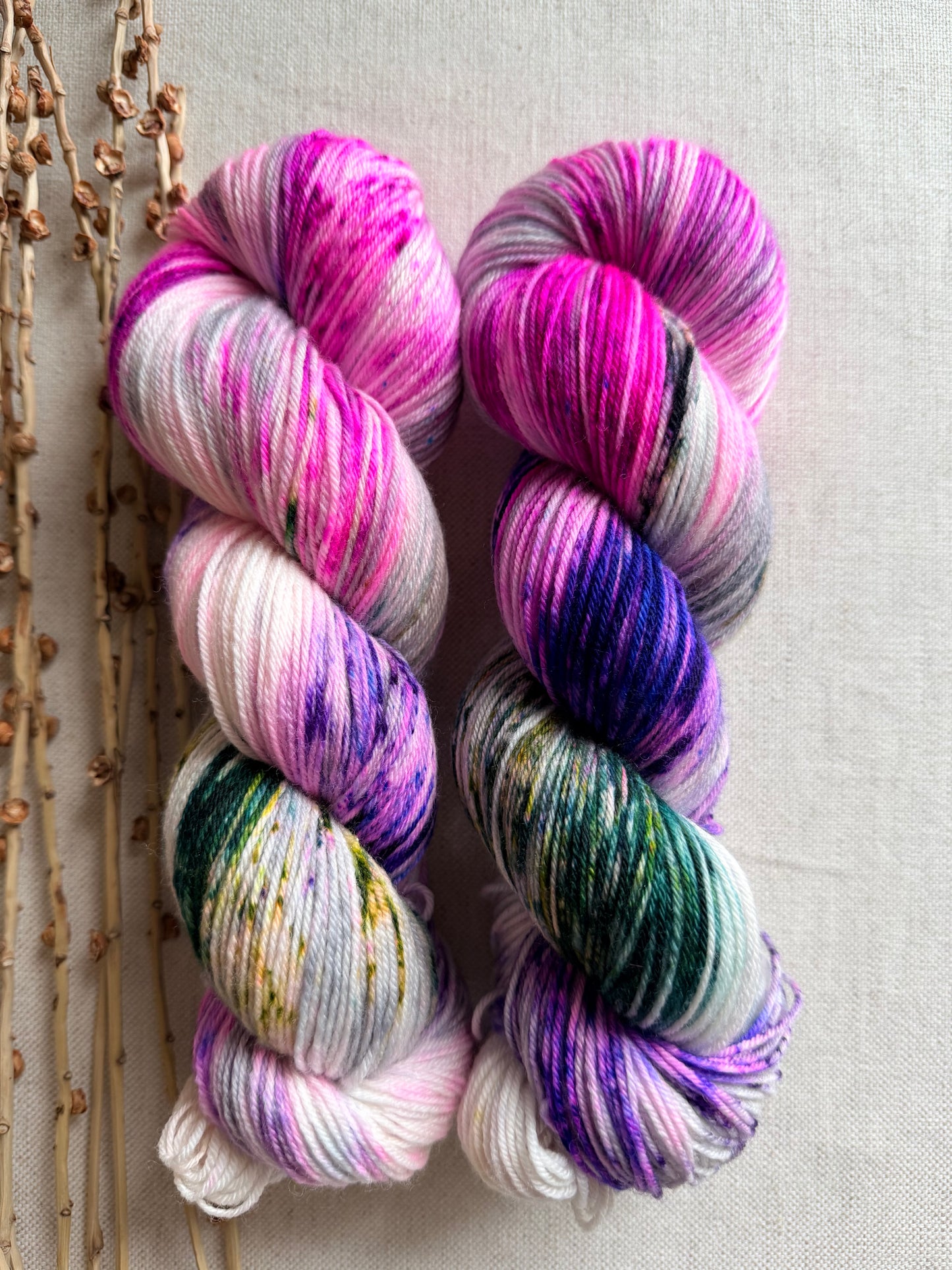 Sweet Pea Vines SW Merino Nylon 100g