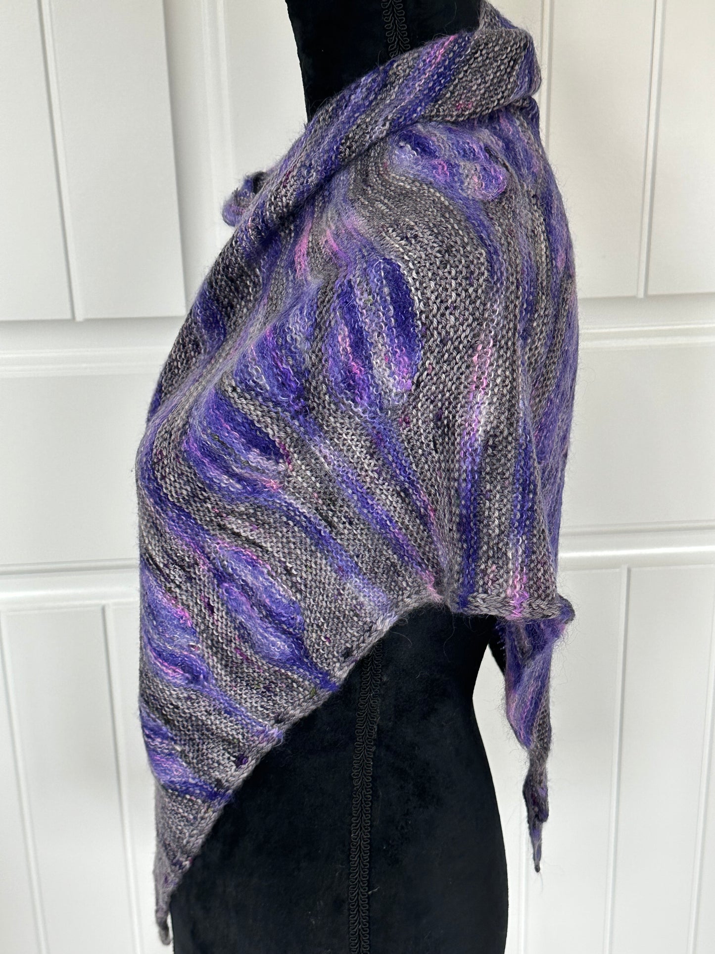 Floatini Shawl
