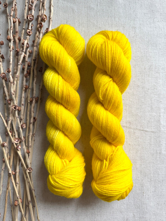 Sun Yellow Shamrock SW Merino Nylon 50g Skein