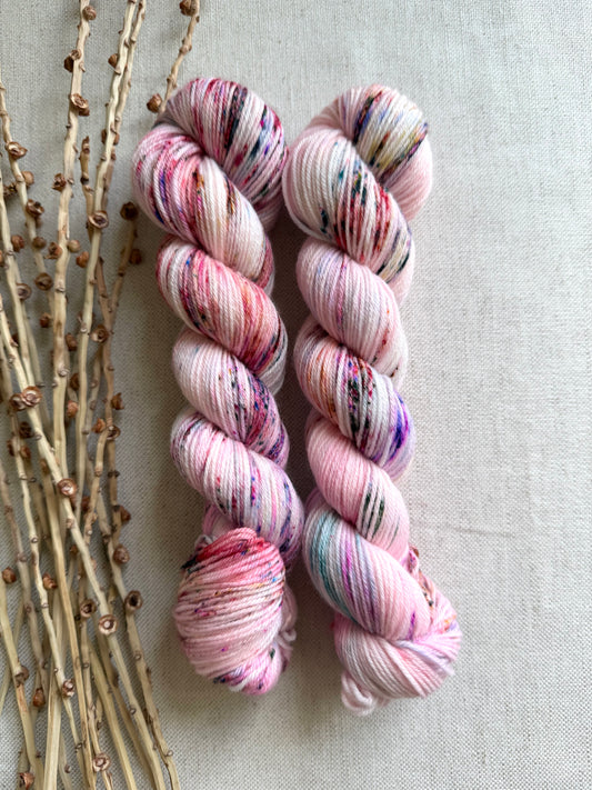 Satin & Curls SW Merino Nylon 50g Skein