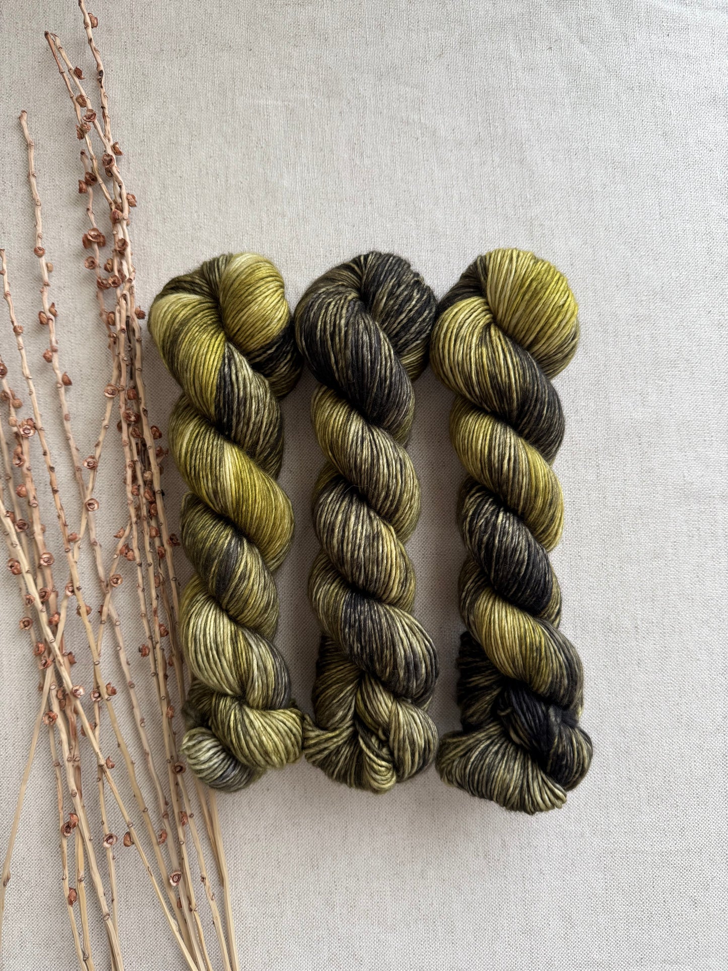 Alligator 100% SW Merino DK