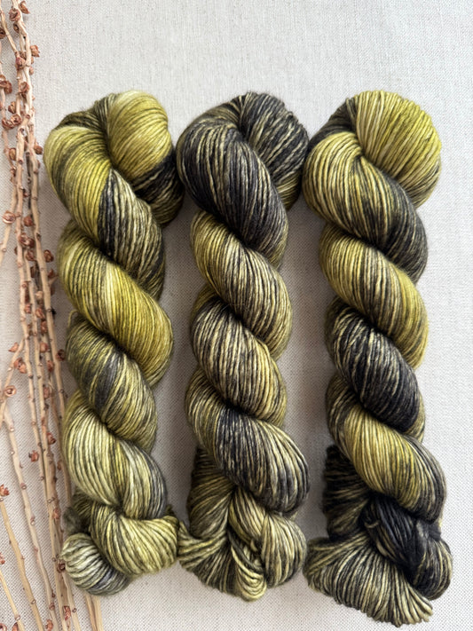 Alligator 100% SW Merino DK