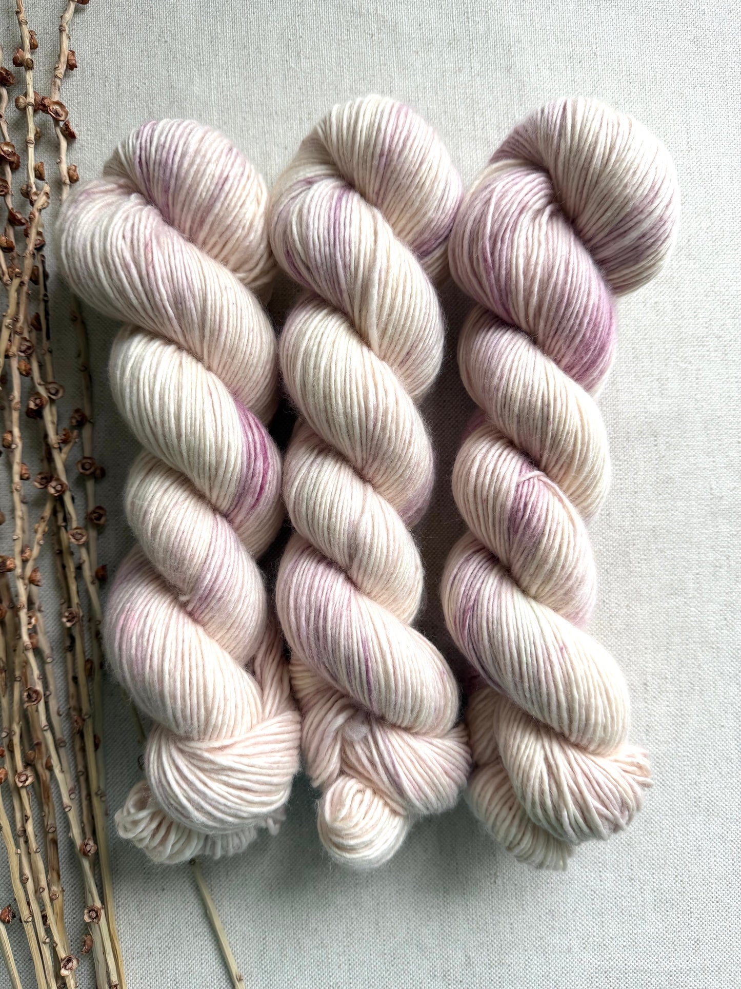 Berry Stain 100% SW Merino DK