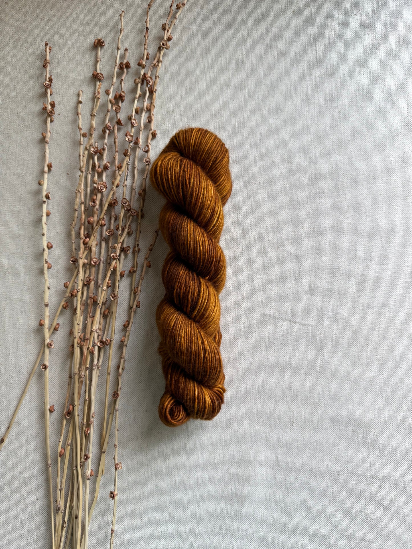 Gilded 100% SW Merino DK