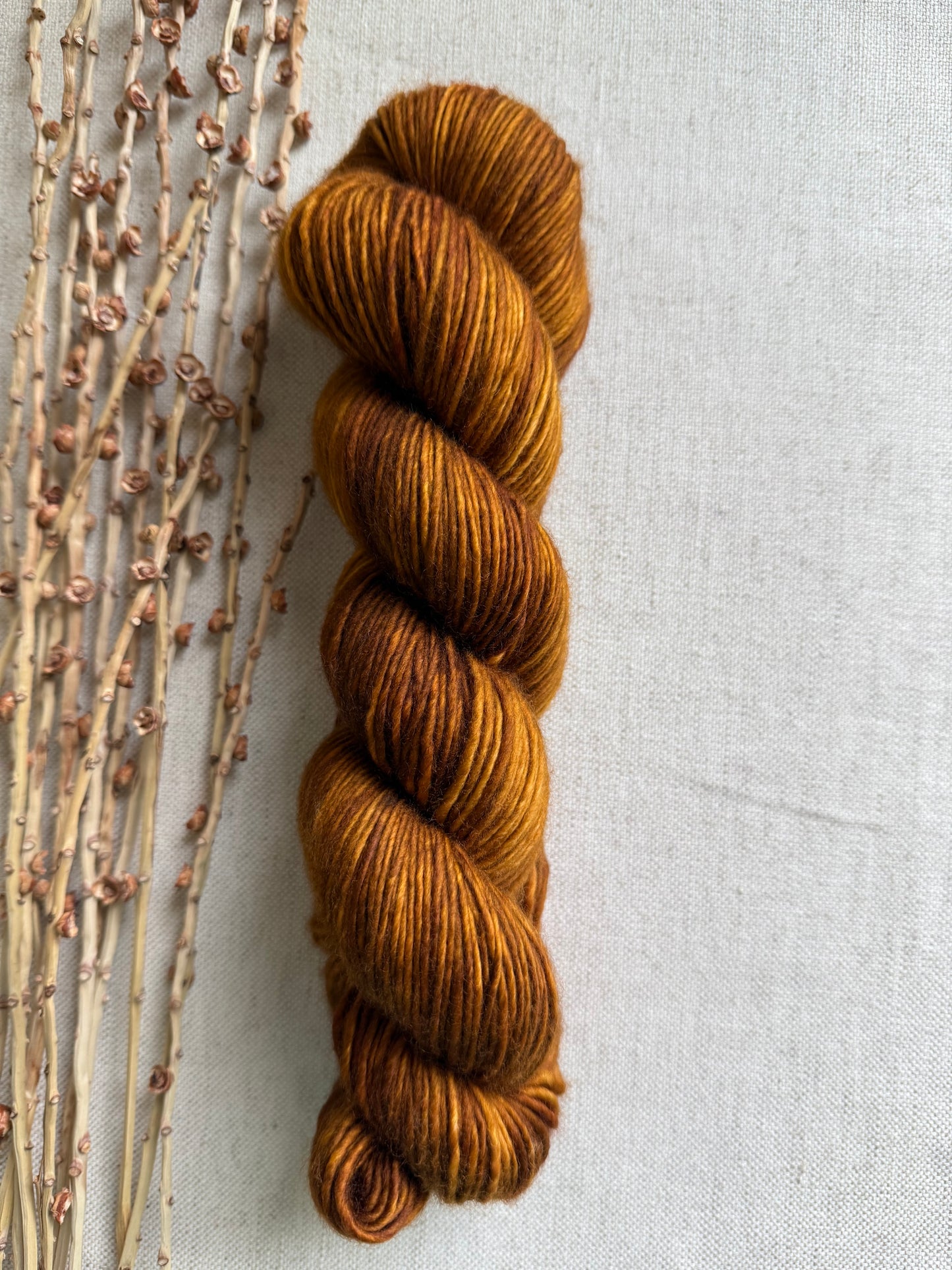Gilded 100% SW Merino DK