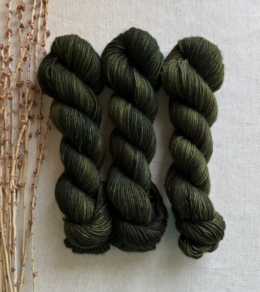 Olive Drab 100% SW Merino DK