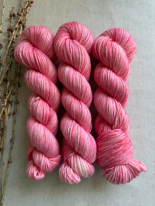 Ballerina 100% SW Merino DK