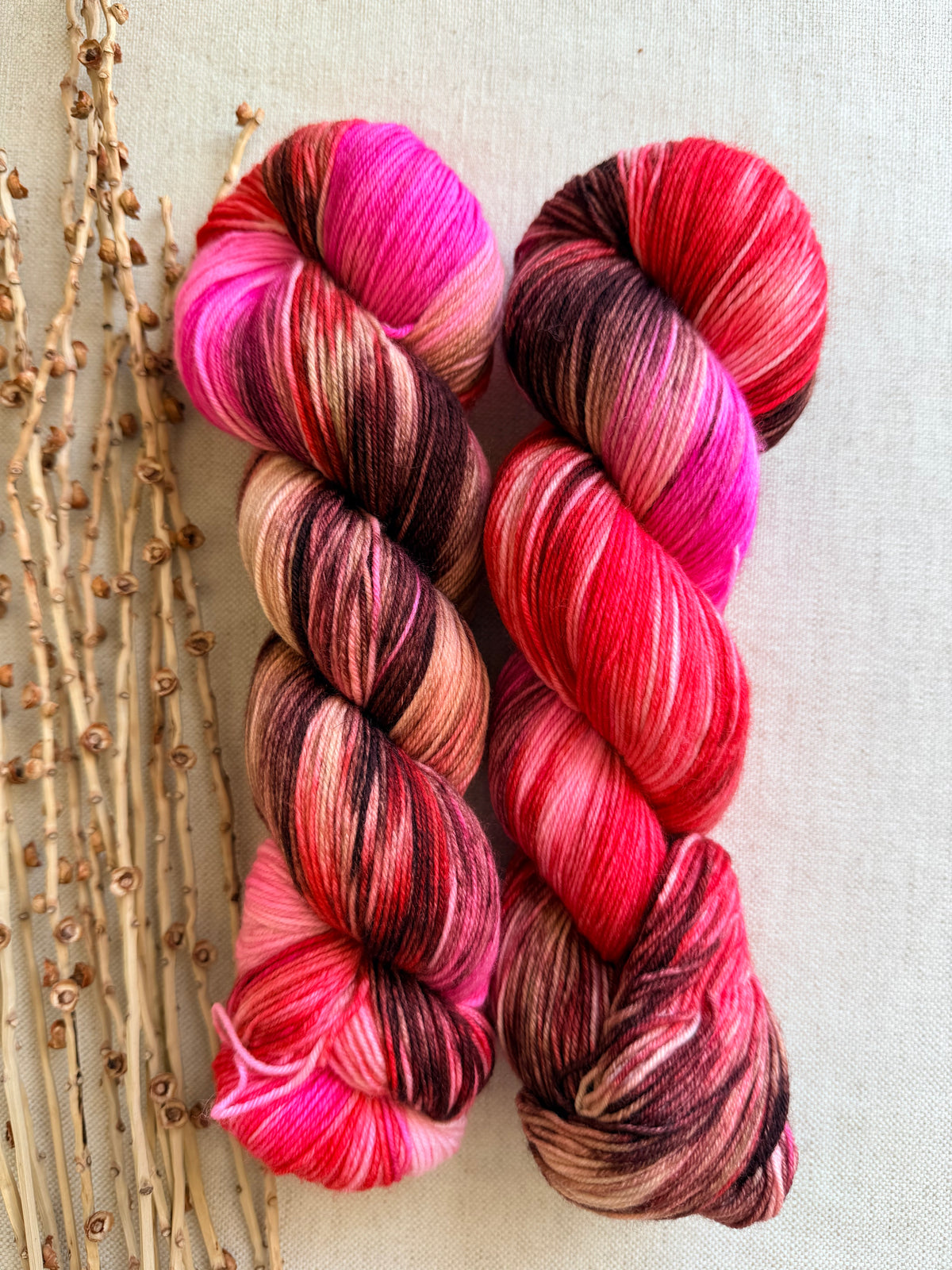 Dancing Pink Elephants - Sturdy Sock 100g