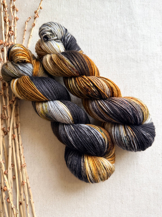Bee Keeper - 100g Skein