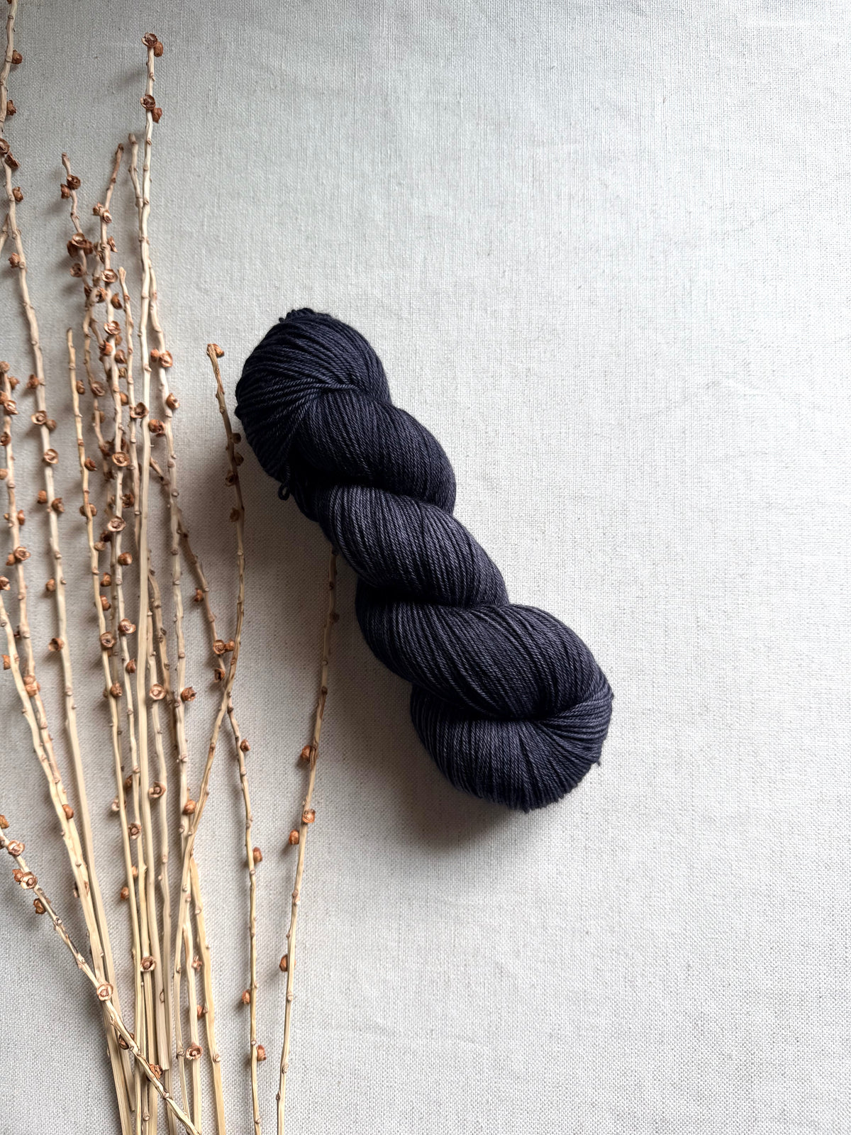 Dark Charcoal - 100g Skein
