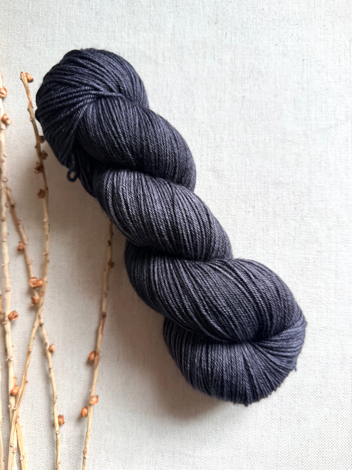 Dark Charcoal - 100g Skein