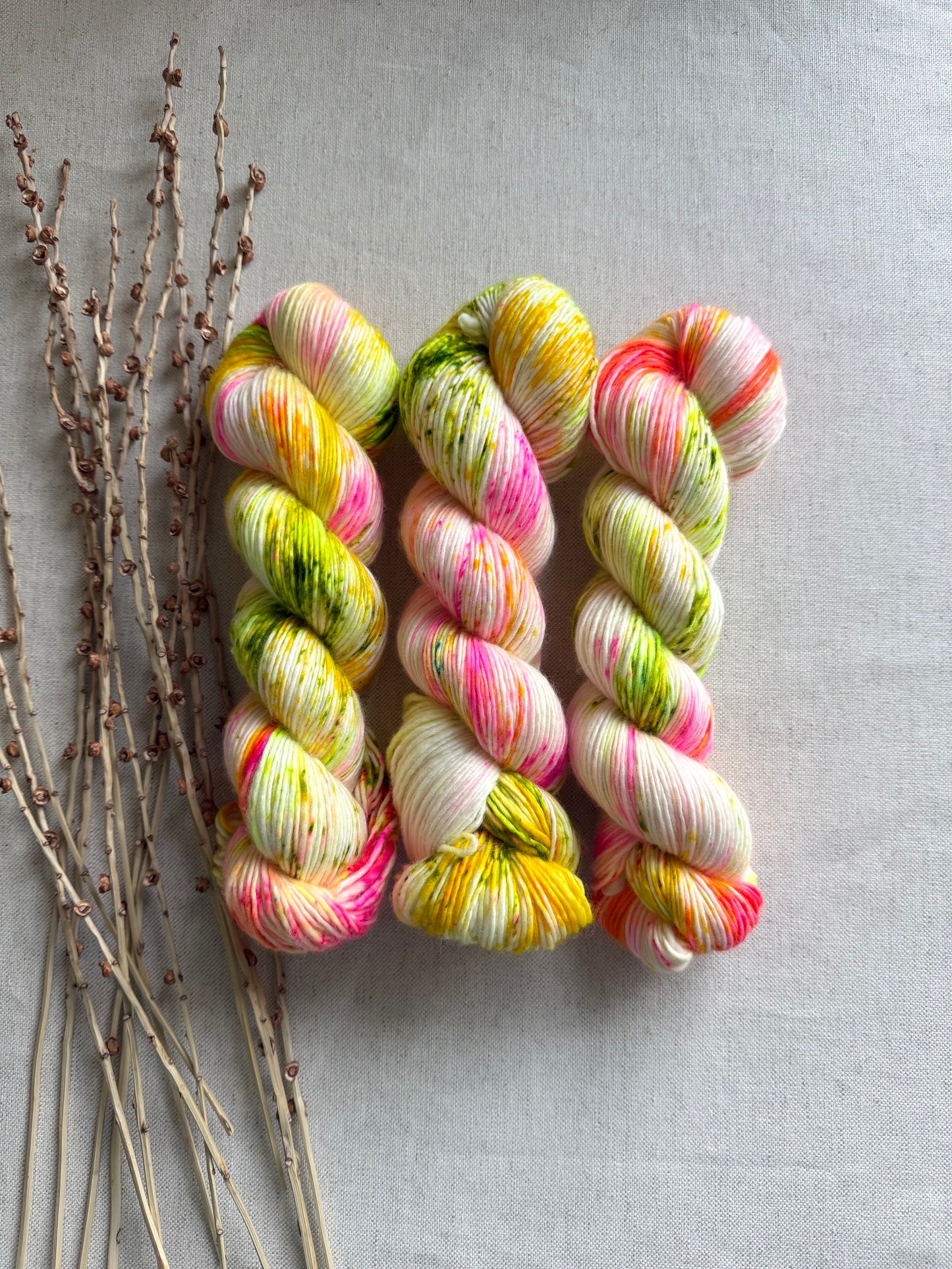 Little Chicks 100% SW Merino DK