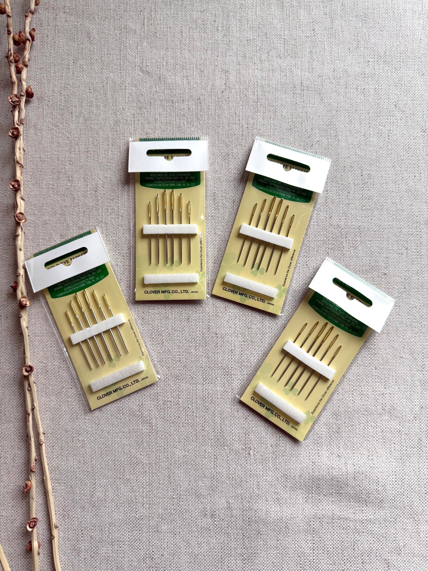 Clover Gold Eye Tapestry Needles