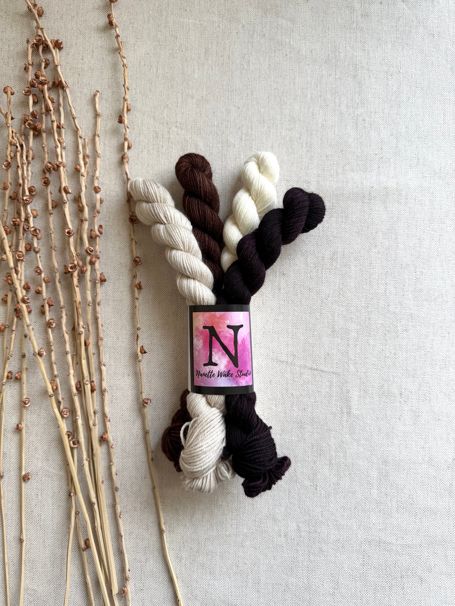 Reindeer Hooves Gnome Kit - Mini Skein Set