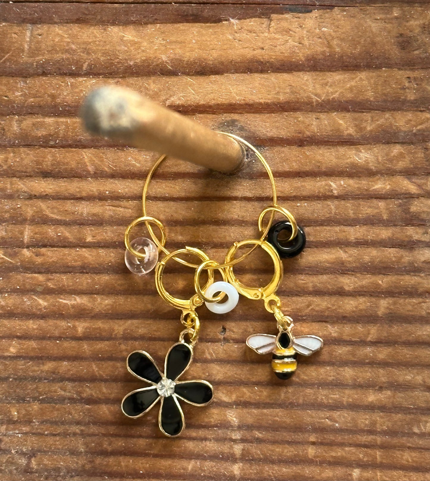 Daisy Stitch Markers