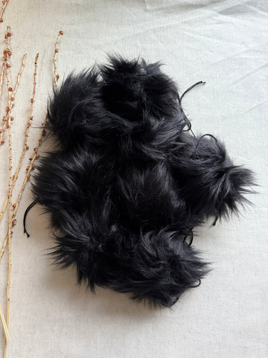Black Pom Pom