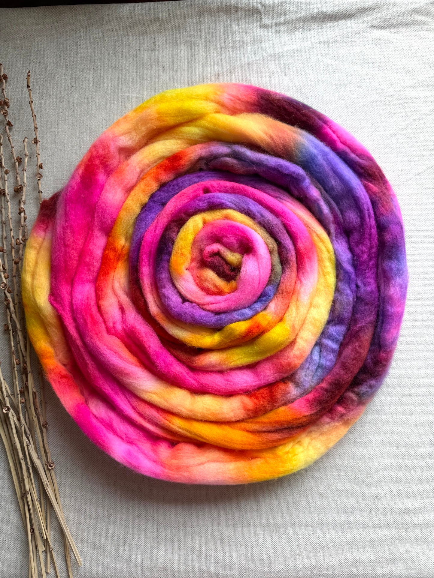 Neon Fusion Cormo Top Spinning Fiber