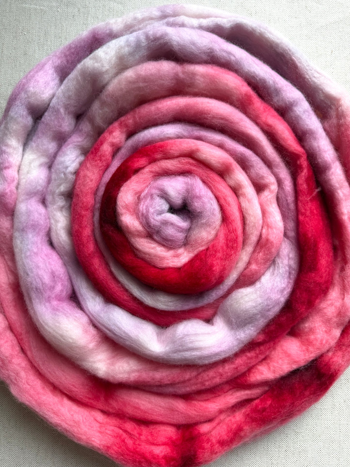 Girly Girl 20mic Falkland Merino Top Spinning Fiber