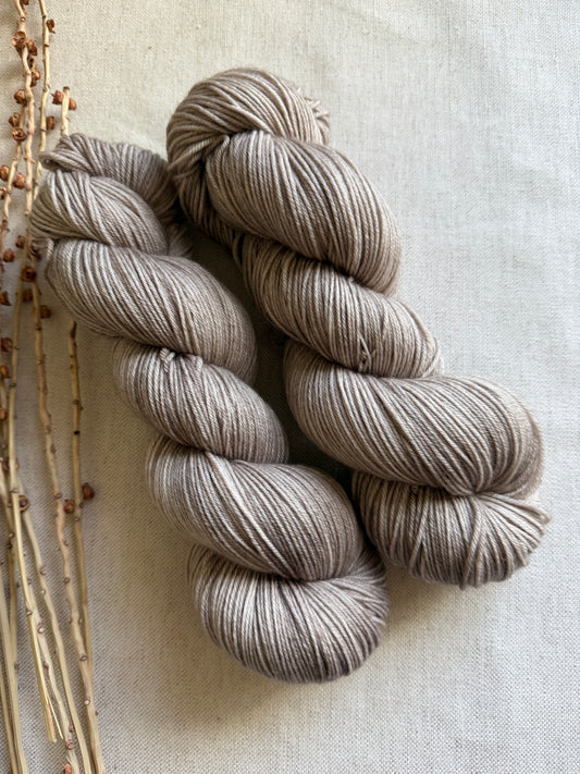 Light Pecan SW Merino Nylon 100g Skein