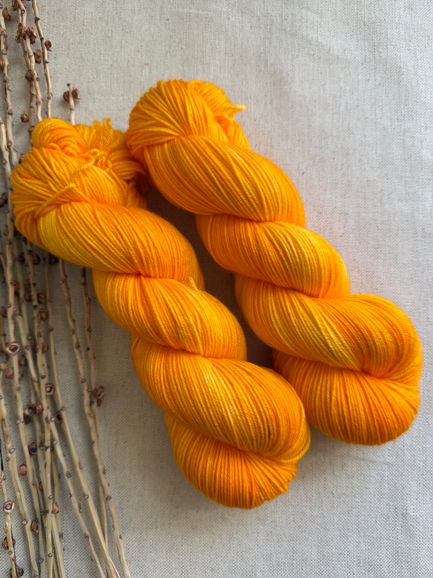 Saffron 100g Skein
