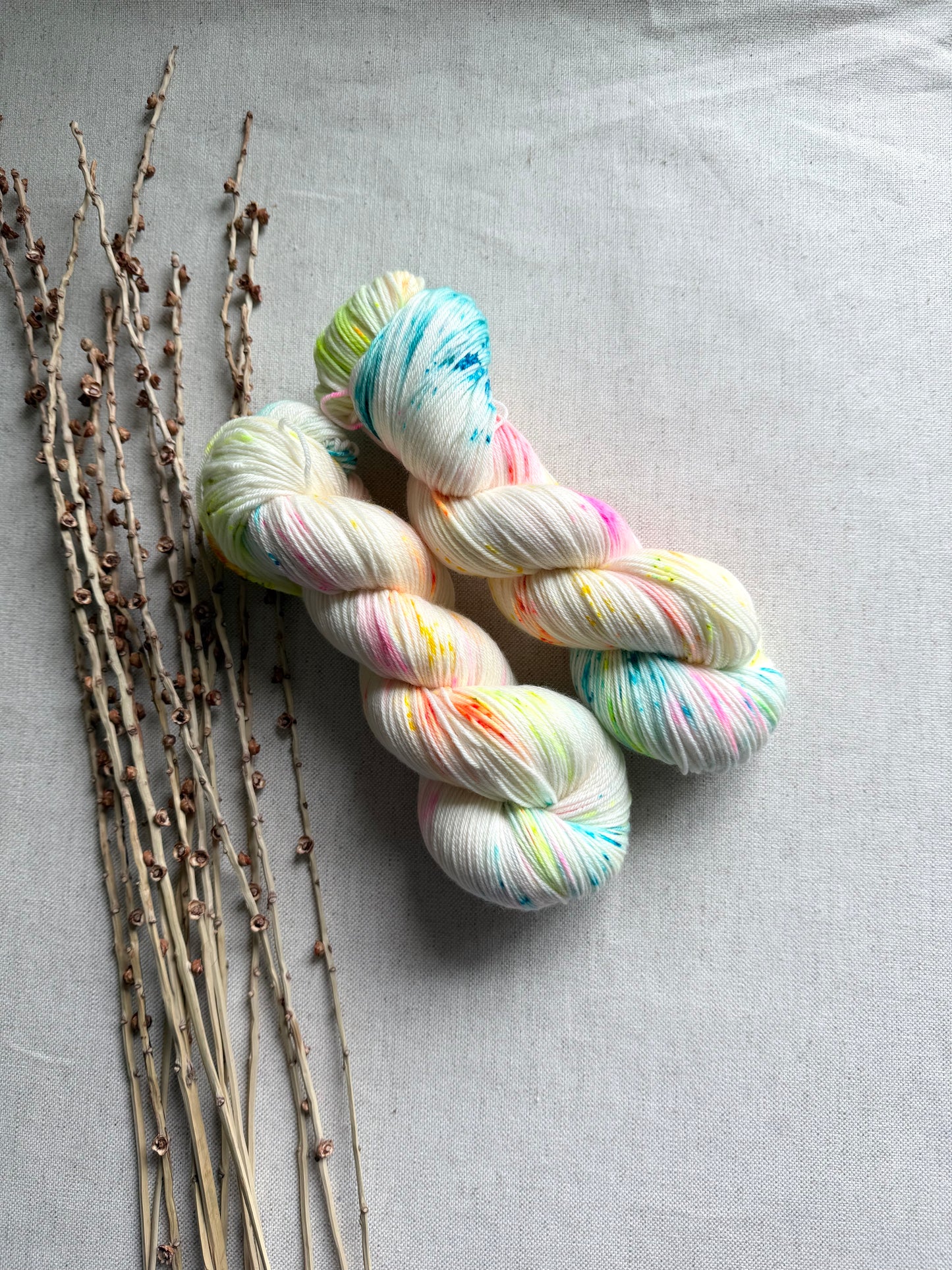 Light UP The Palm Tree 100g SW Merino Nylon