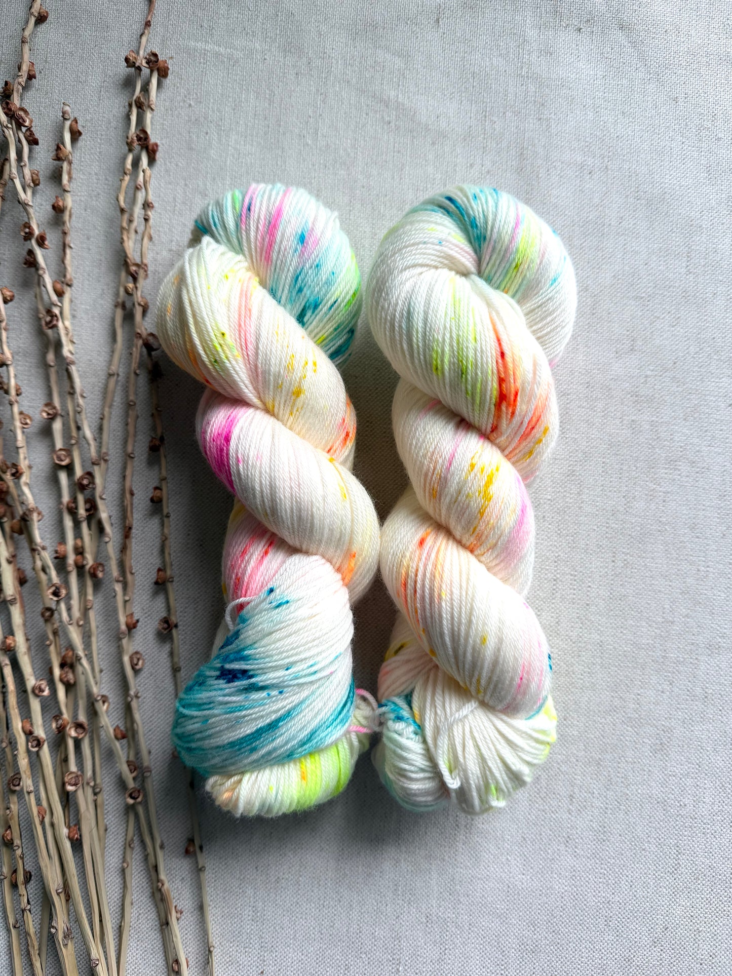 Light UP The Palm Tree 100g SW Merino Nylon