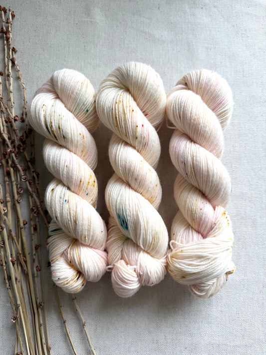 Bear Hug - SW Wool Recycled Nylon 100g