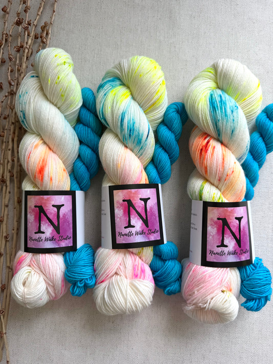 Light Up The Palm Tree Sock Set