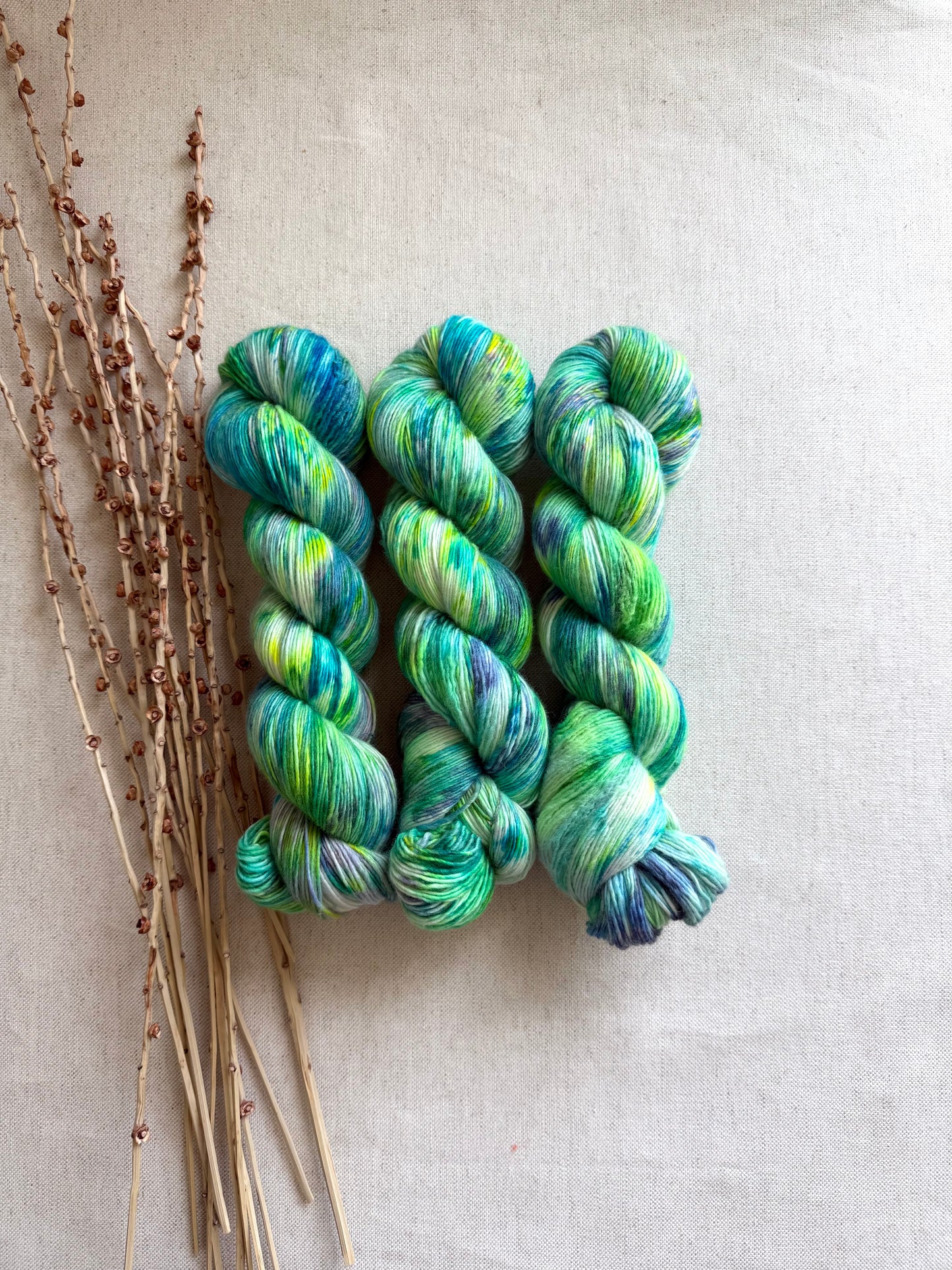 Three Legged Race Single Ply Merino