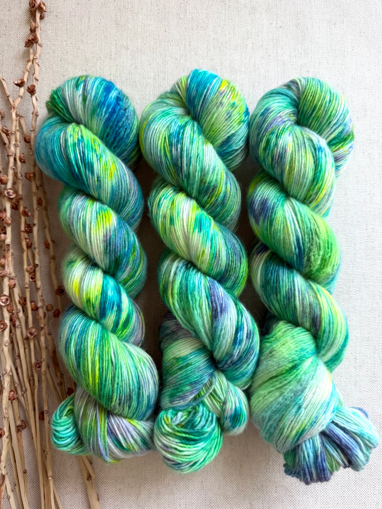 Three Legged Race Single Ply Merino
