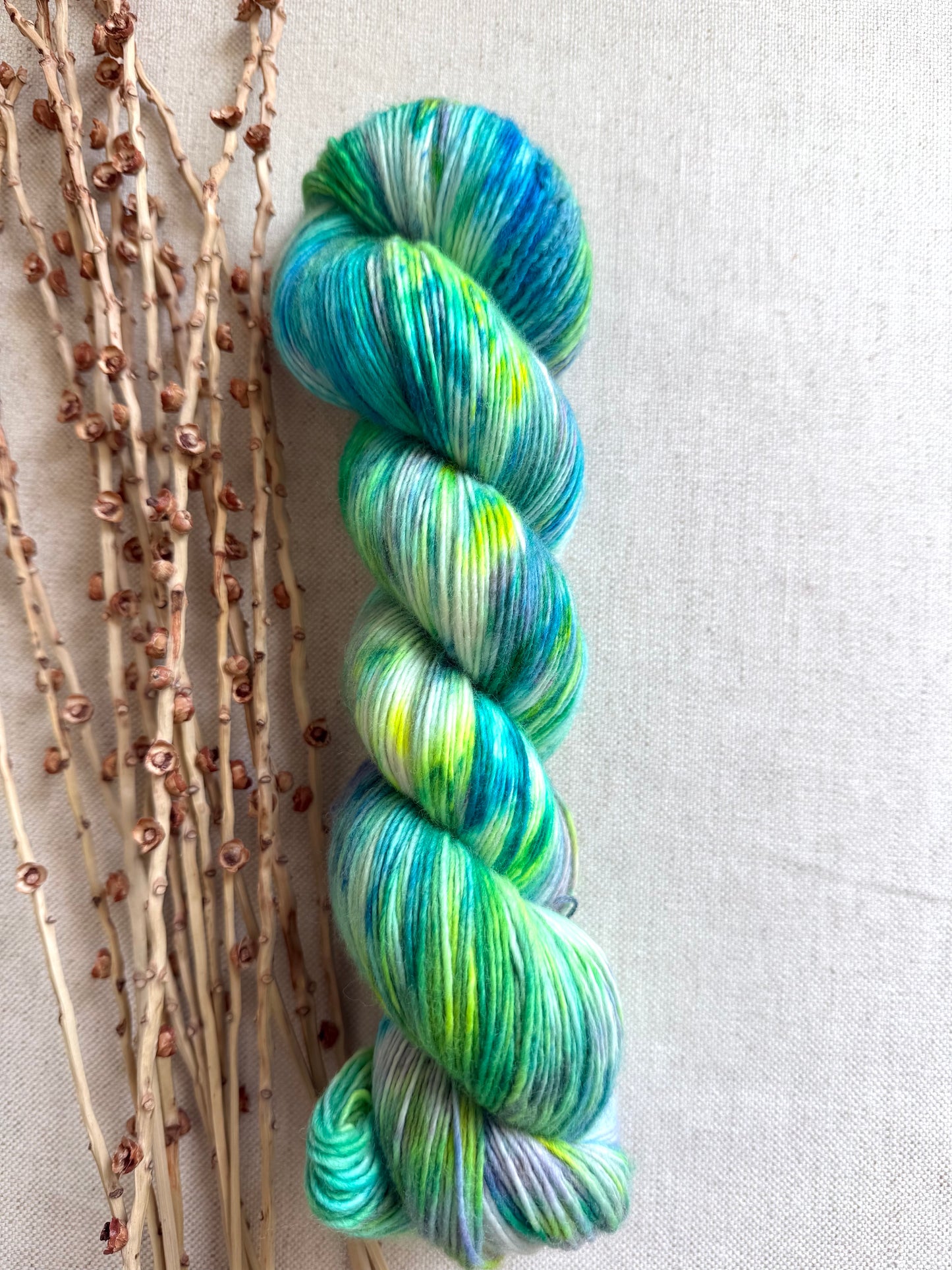 Three Legged Race Single Ply Merino