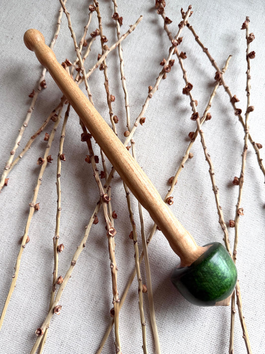 Acacia Support Spindle With Green Resin