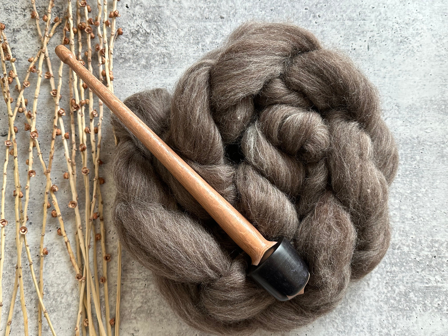 Natural Brown Blue Faced Leicester Top Spinning Fiber