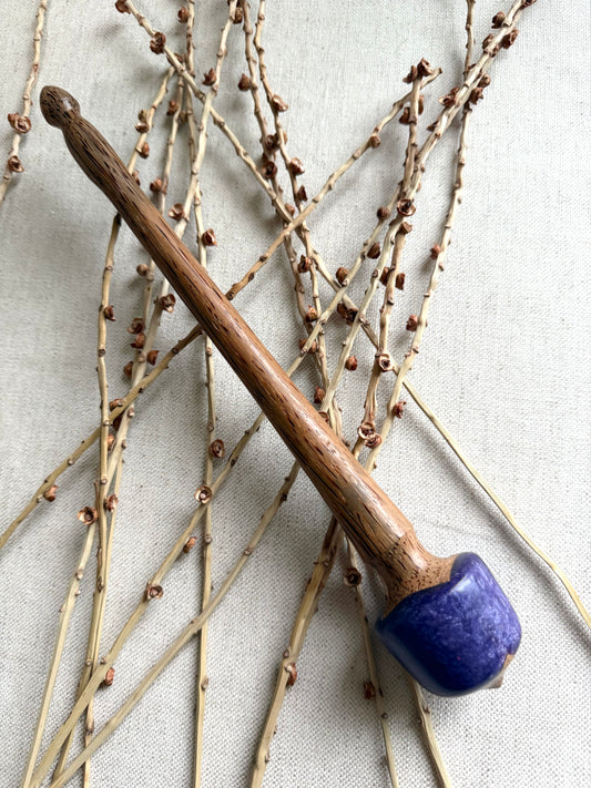 Palm with Purple Resin Support Spindle