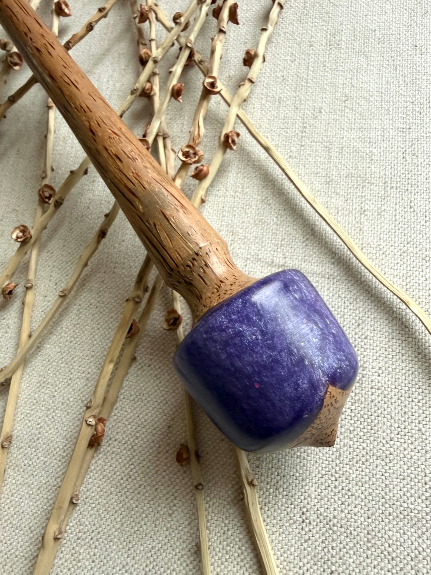 Palm with Purple Resin Support Spindle