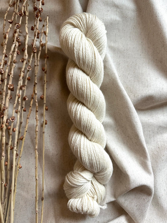 Vanilla Merino Untreated Worsted Weight