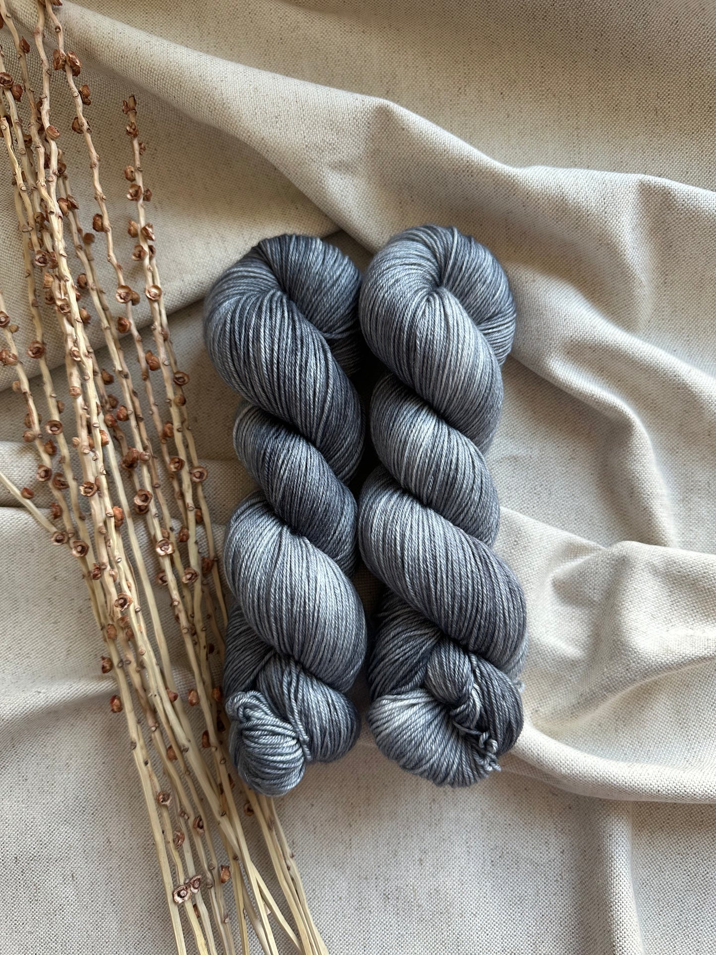 Distressed Charcoal 100g Skein